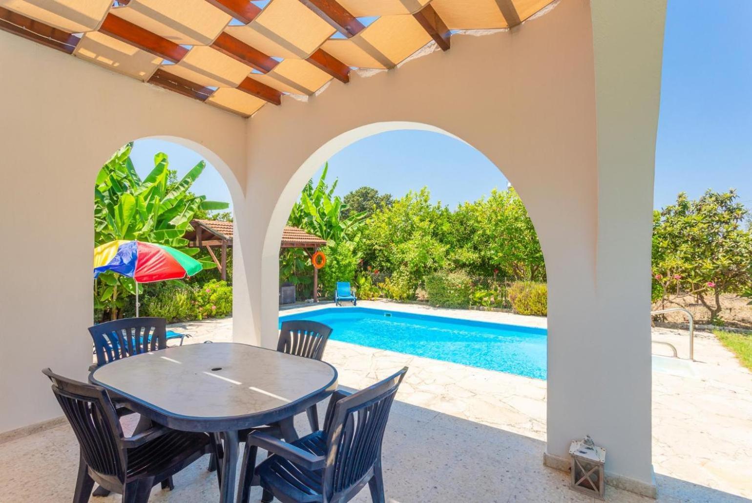 Sun Beach Villa Thio Polis Kültér fotó
