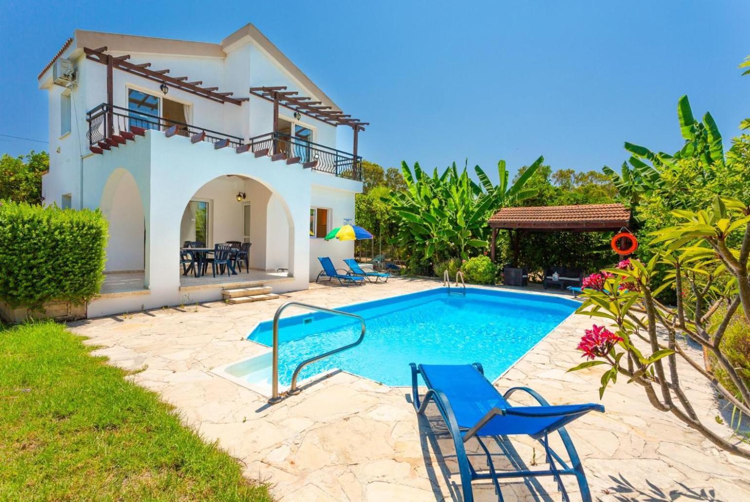 Sun Beach Villa Thio Polis Kültér fotó